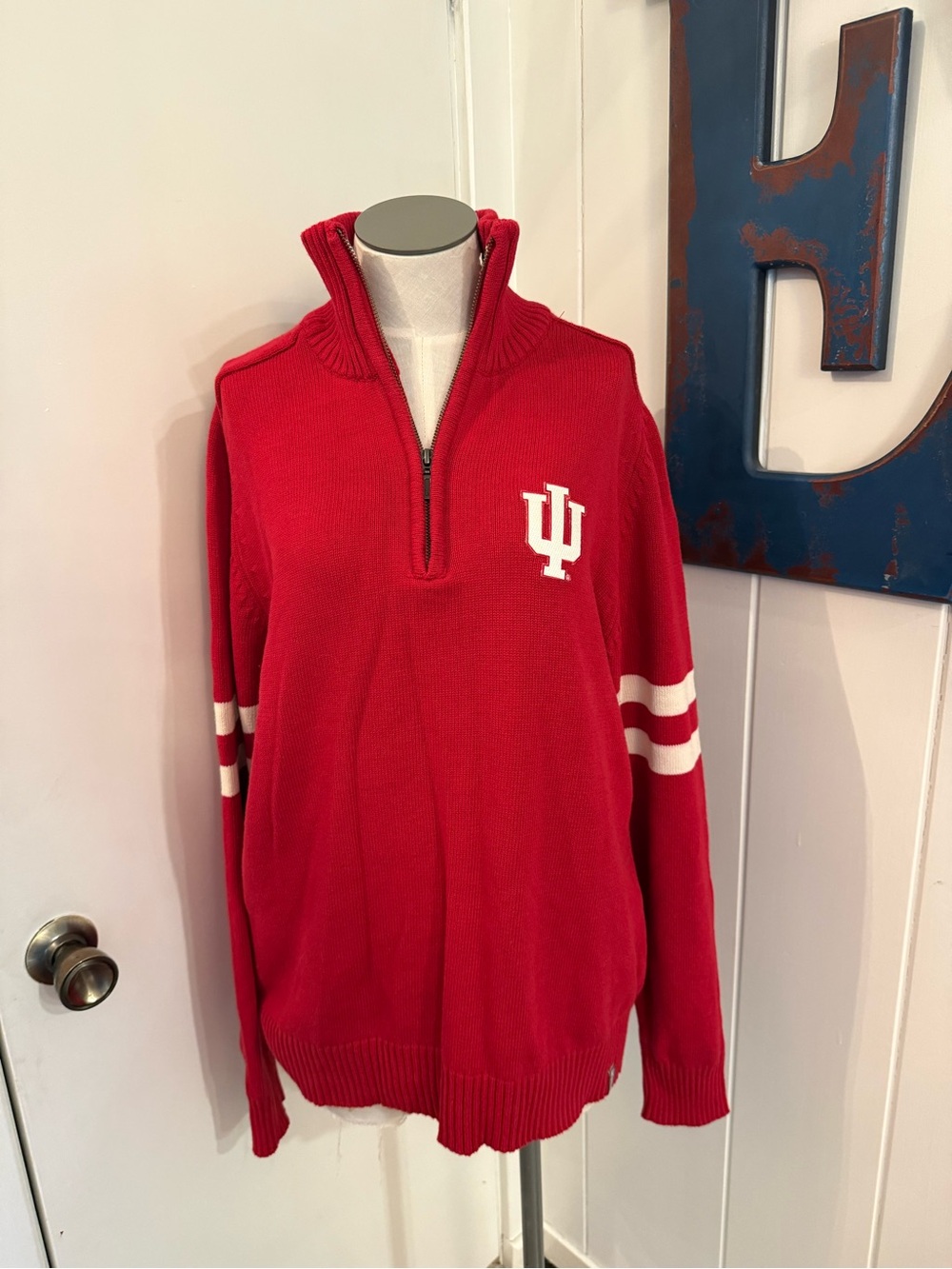 Indiana University Men’s Red Quarter-Zip Sweater with White Stripes Sz L